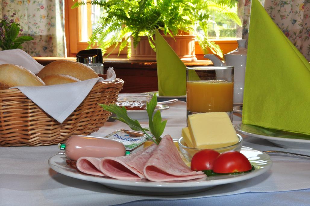 Gaestehaus Bernhard Lochau Esterno foto